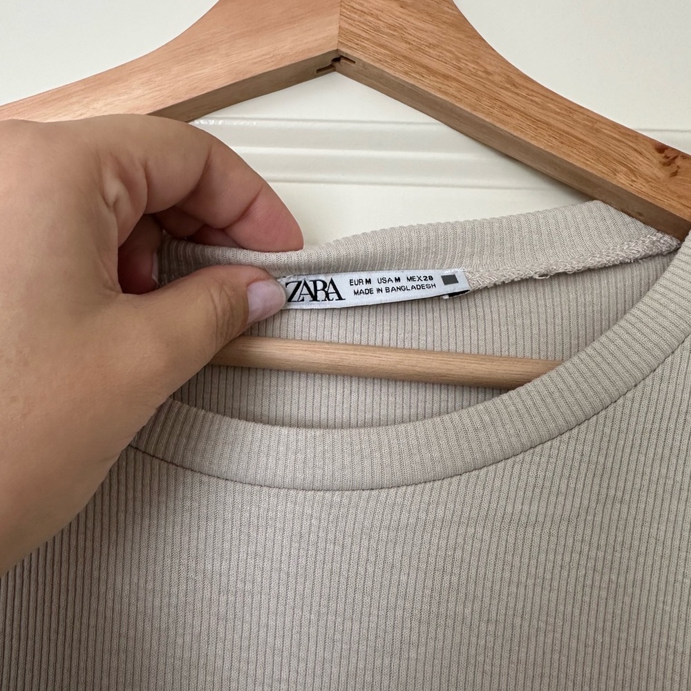 Zara Ribbed Dress - Picture 3 of 4